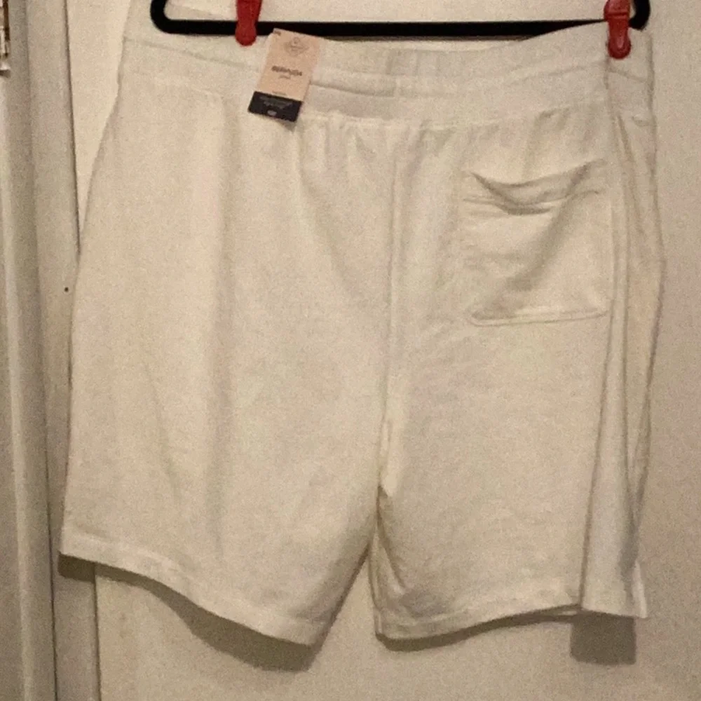 St. John's Bay White Bermuda Shorts Elastic Waist - Picture 10 of 13